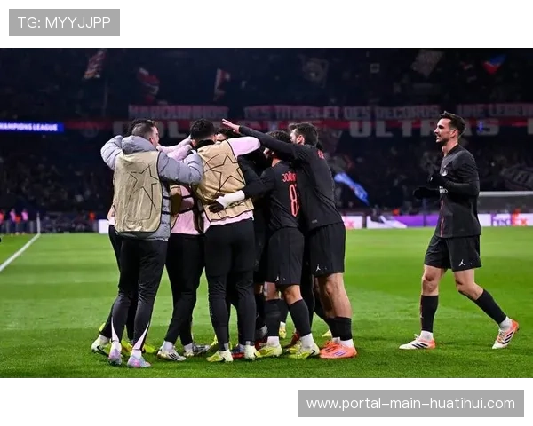 维蒂尼亚社媒晒葡萄牙帮合影,庆祝法超杯胜利 维蒂尼亚社媒晒葡萄牙帮合影,庆祝法超杯胜利