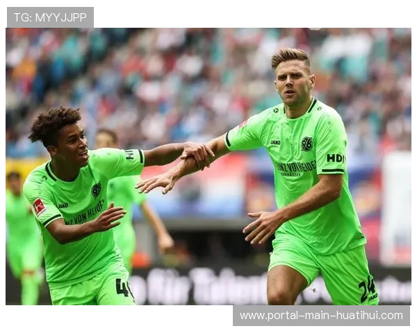 沙尔克04考虑引进老将哲科，39岁锋线或征战德乙