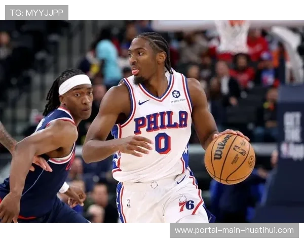 马克西首节6中4得16分2板1断,76人首节领先快船19分 马克西首节6中4得16分2板1断,76人首节领先快船19分